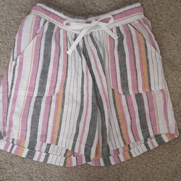 NWOT Misses' Linen Shorts - Picture 1 of 4